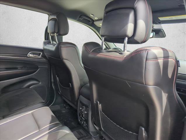 Used 2018 Jeep Grand Cherokee Trailhawk AWD/4WD image 23