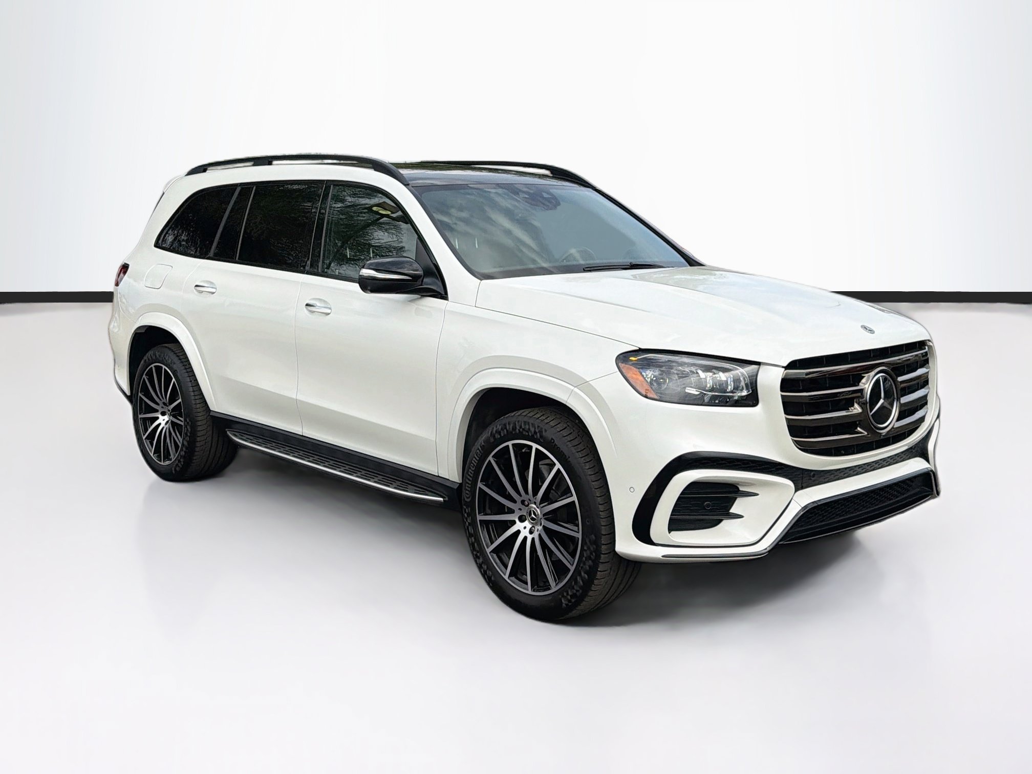 Used 2024 Mercedes-Benz GLS 450 4MATIC image 3