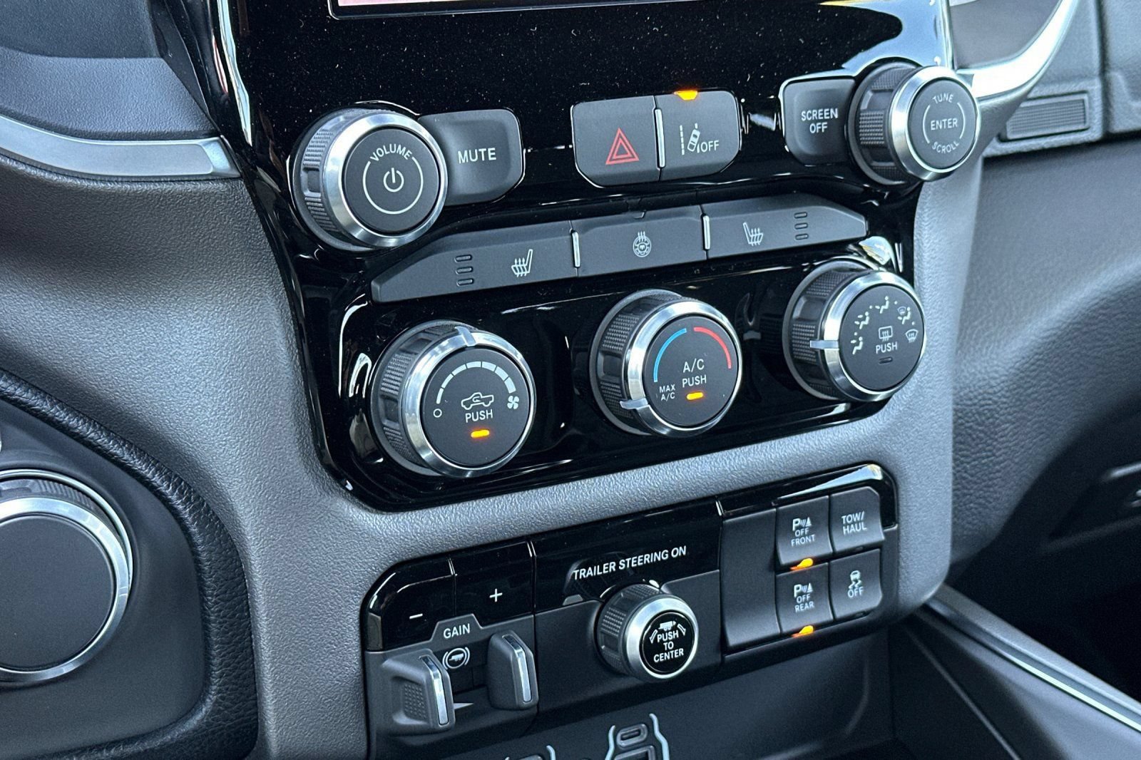 New 2026 RAM 1500 Big Horn AWD/4WD image 20
