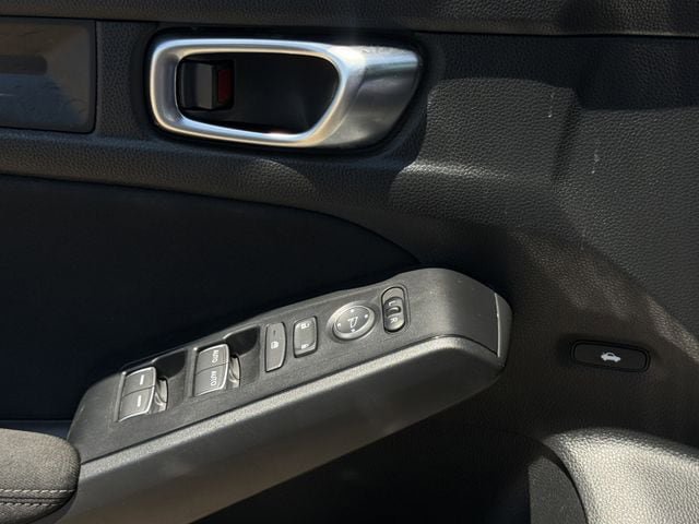 Used 2025 Honda Civic Sport image 26