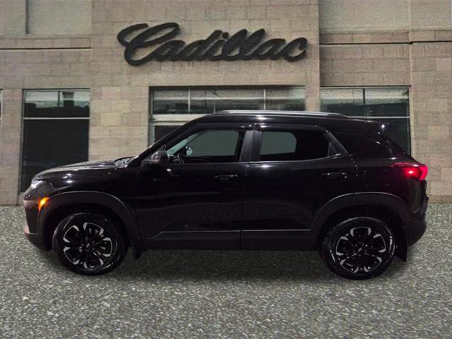 Used 2023 Chevrolet TrailBlazer LT w/ Convenience Package image 2