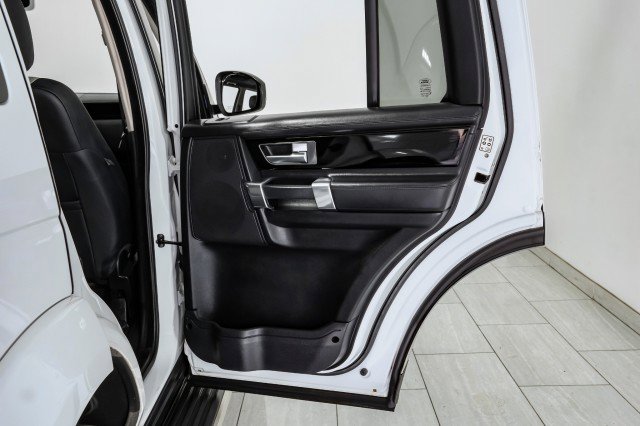Used 2015 Land Rover LR4 HSE LUX image 51