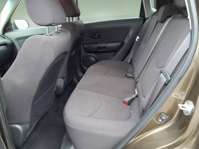 Used 2013 Kia Soul image 12
