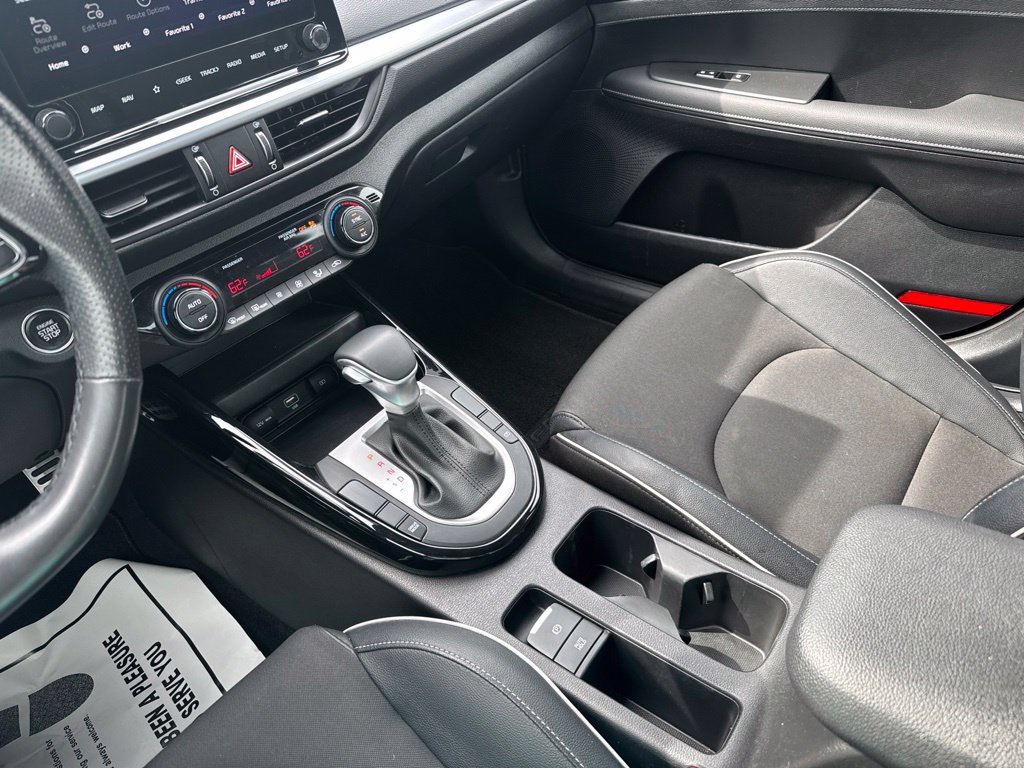 Used 2023 Kia Forte GT-Line w/ GT-Line Technology Package FWD image 19