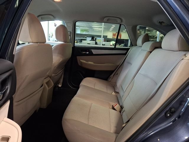 Used 2017 Subaru Outback 2.5i Premium AWD/4WD image 10