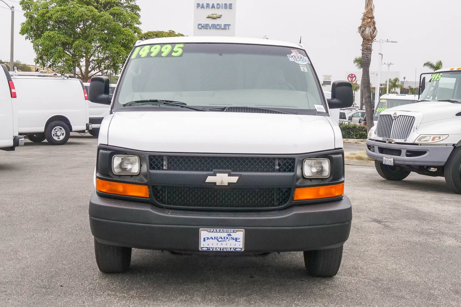 Used 2008 Chevrolet Express 2500 RWD image 2