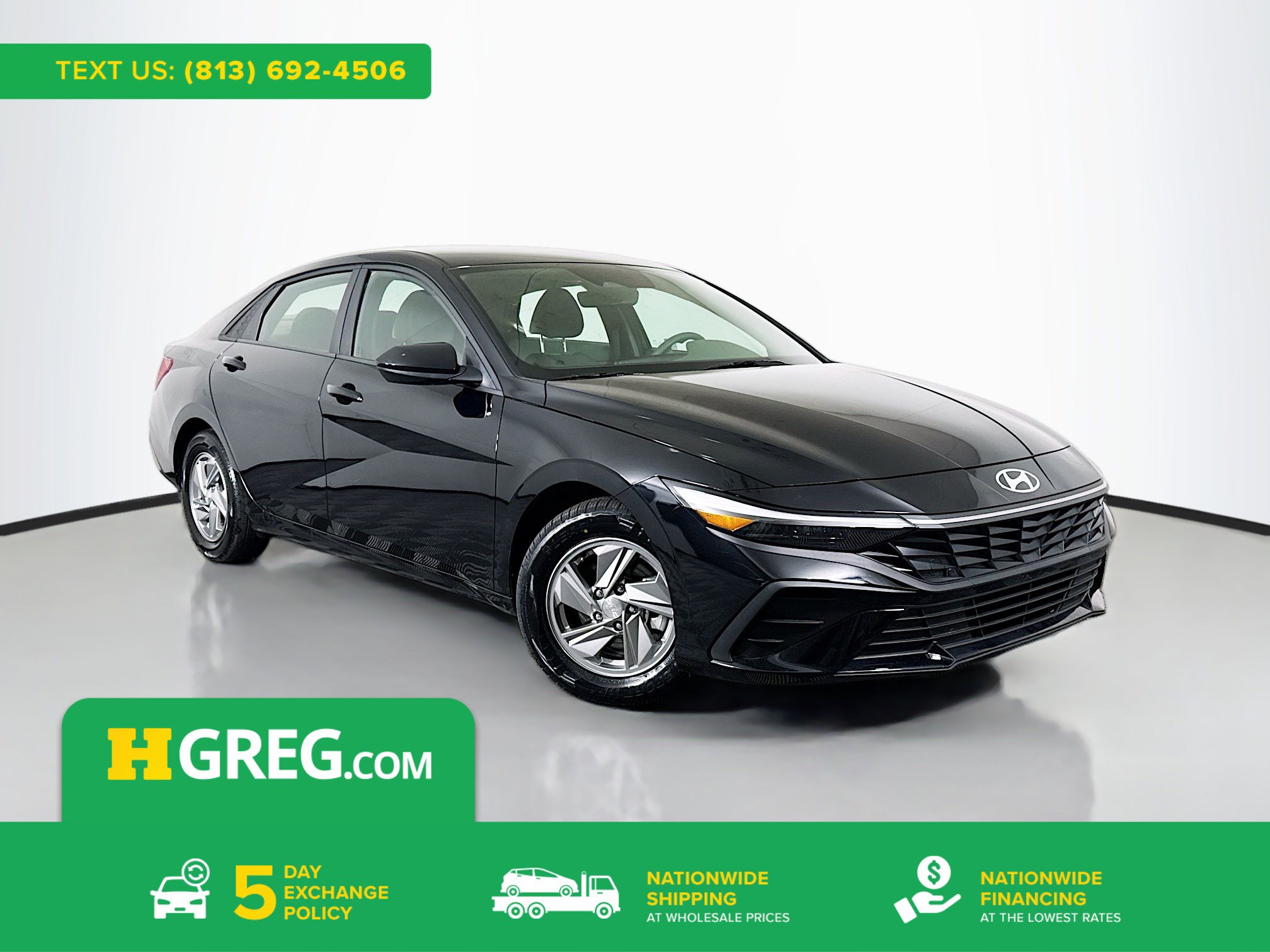 Used 2025 Hyundai Elantra SE image 1