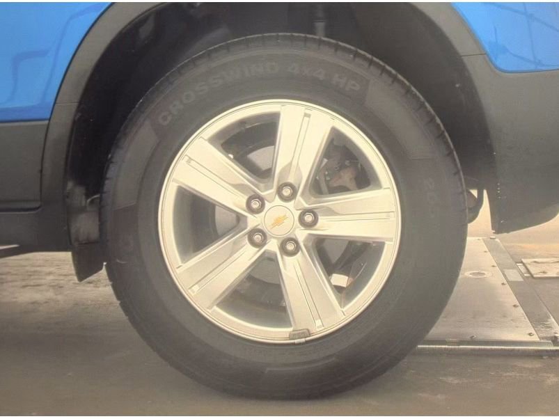 Used 2016 Chevrolet Trax LT w/ LT Sun and Sound Package image 25