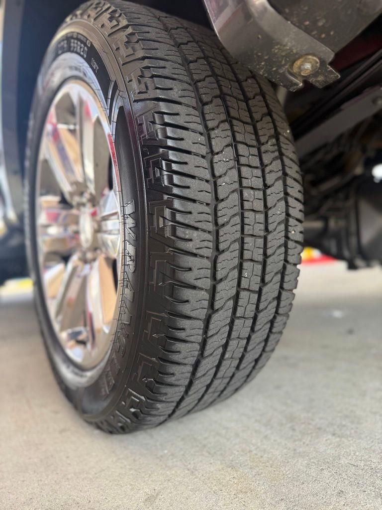 Used 2020 Ford F150 Lariat w/ Equipment Group 502A Luxury image 13