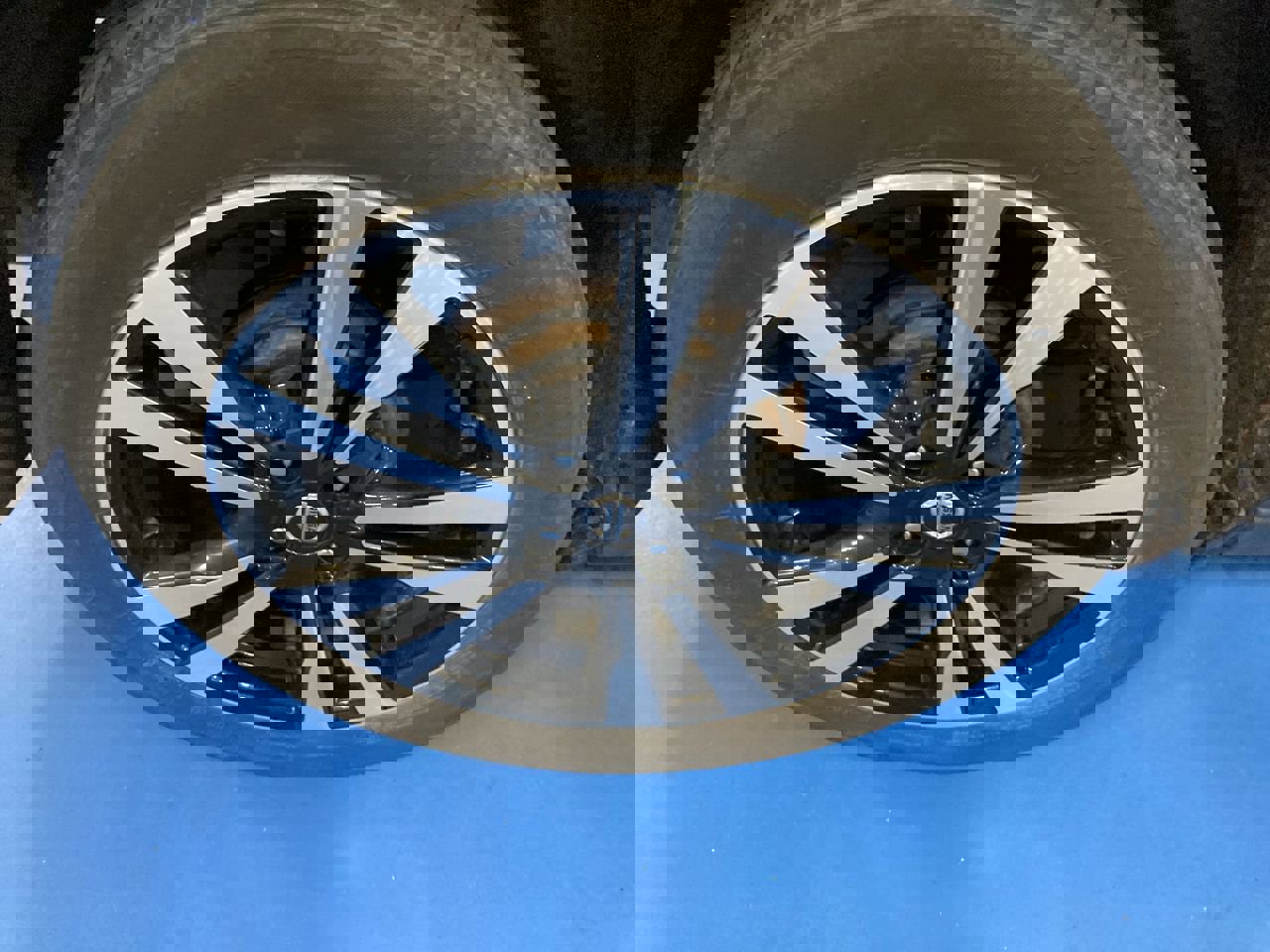 Used 2020 Nissan Kicks SV FWD image 9