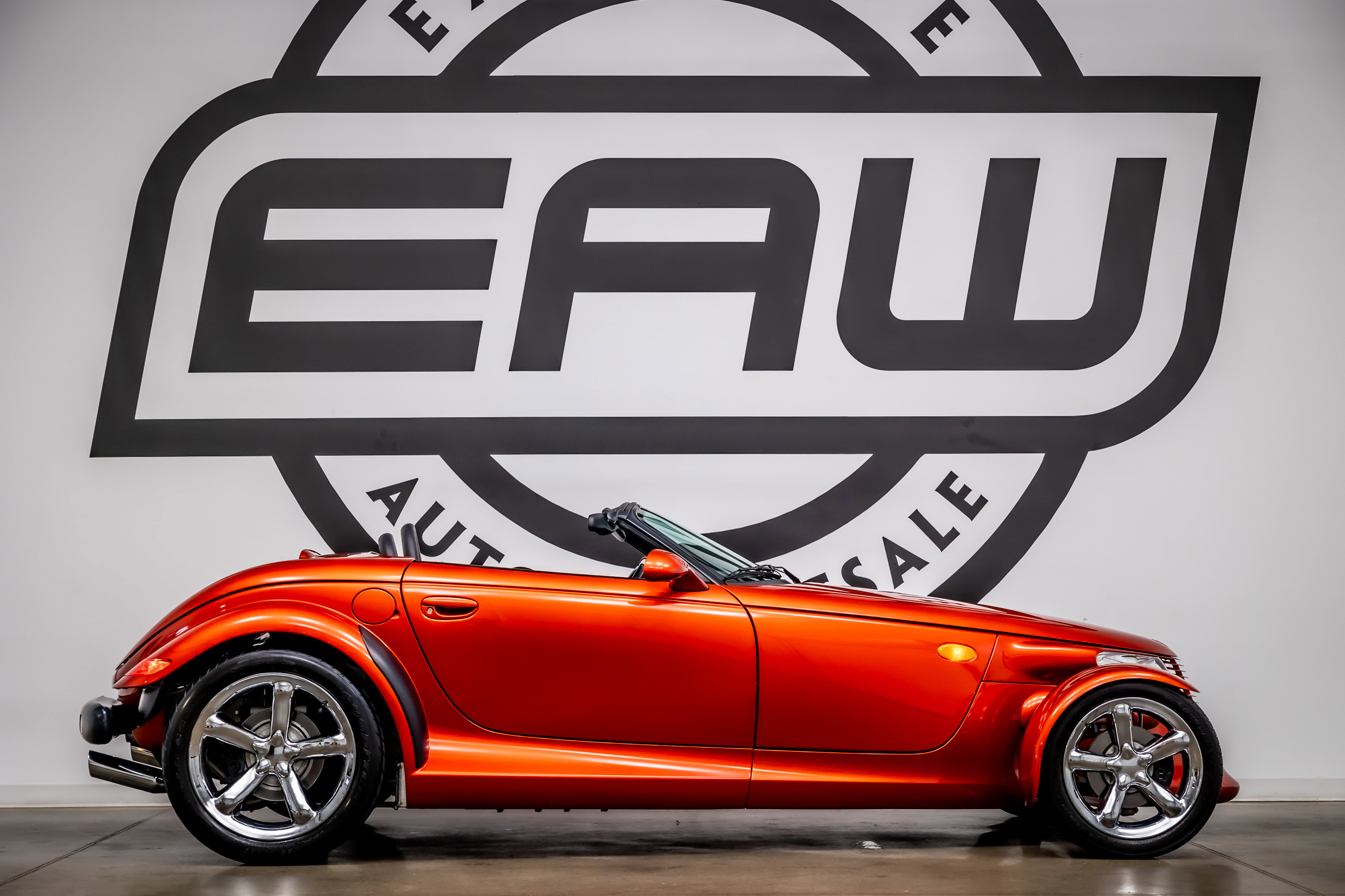 Used 2001 Chrysler Prowler image 7