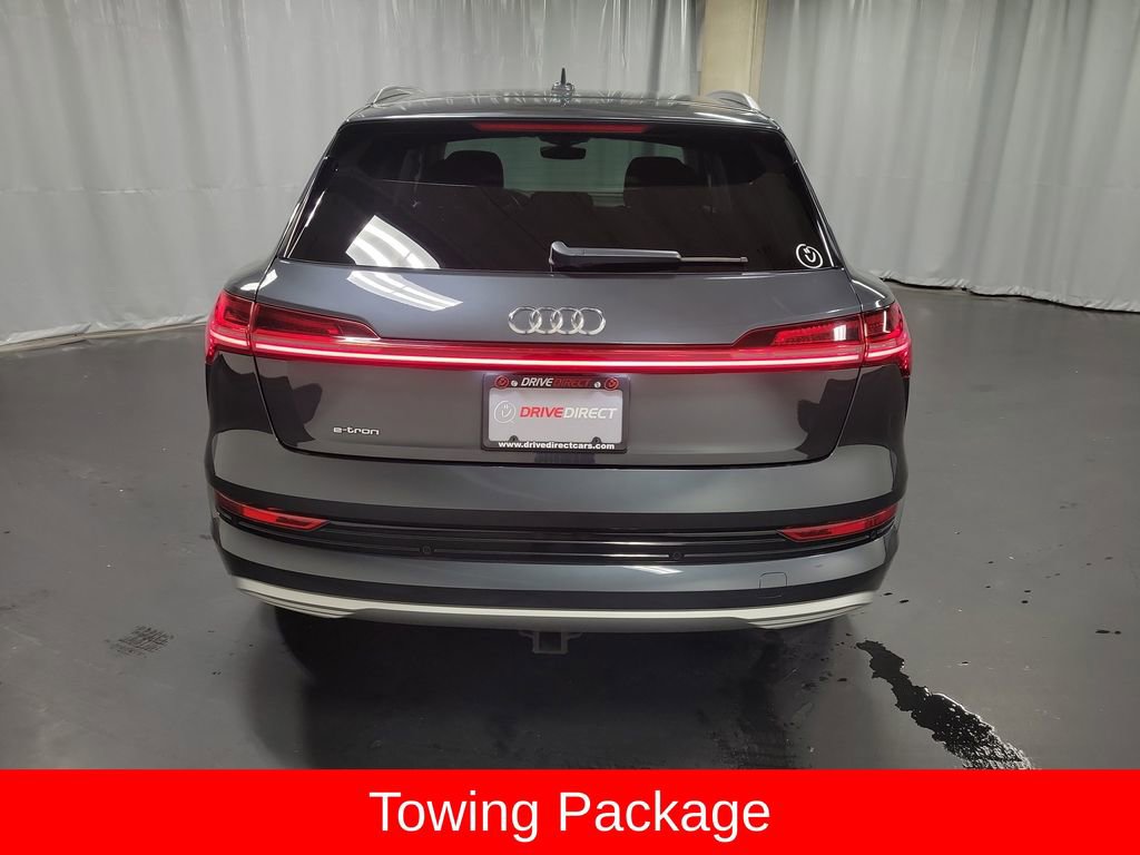 Used 2019 Audi e-tron Prestige w/ Prestige Package AWD/4WD image 8