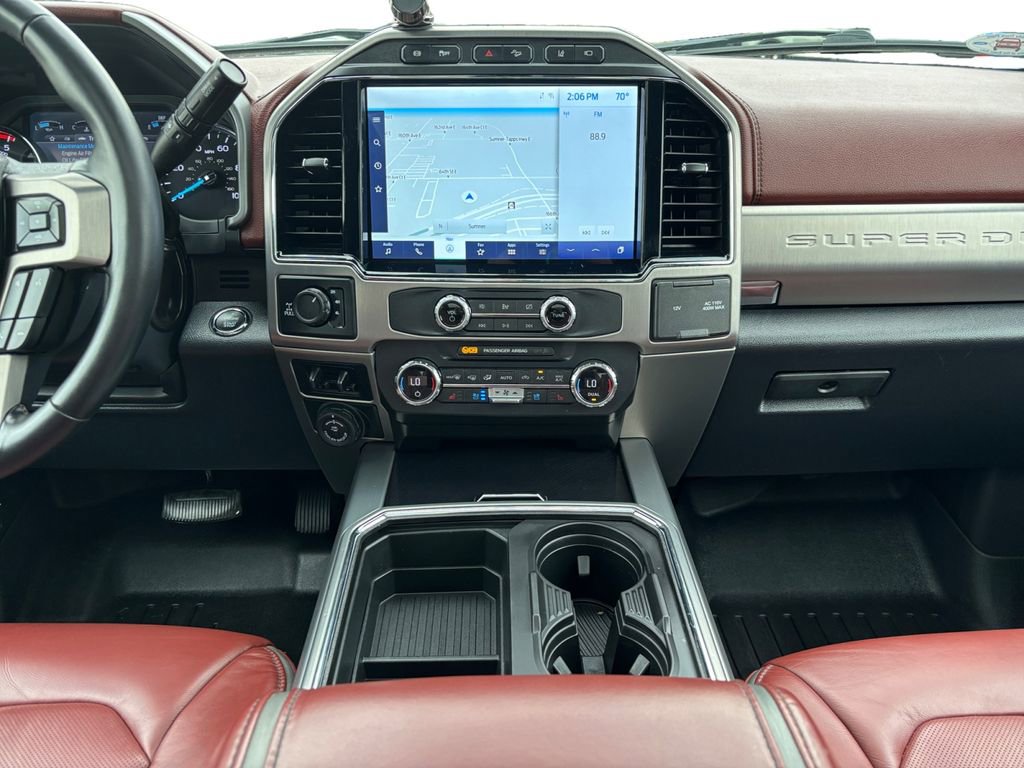 Used 2022 Ford F350 Platinum w/ FX4 Off-Road Package AWD/4WD image 12