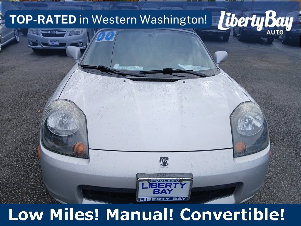 Used 2000 Toyota MR2 image 3