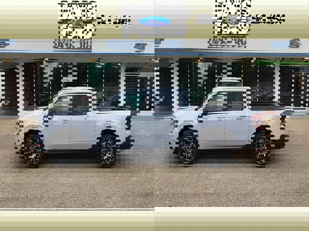 New 2025 Ford Maverick Lariat w/ 4K Tow Package