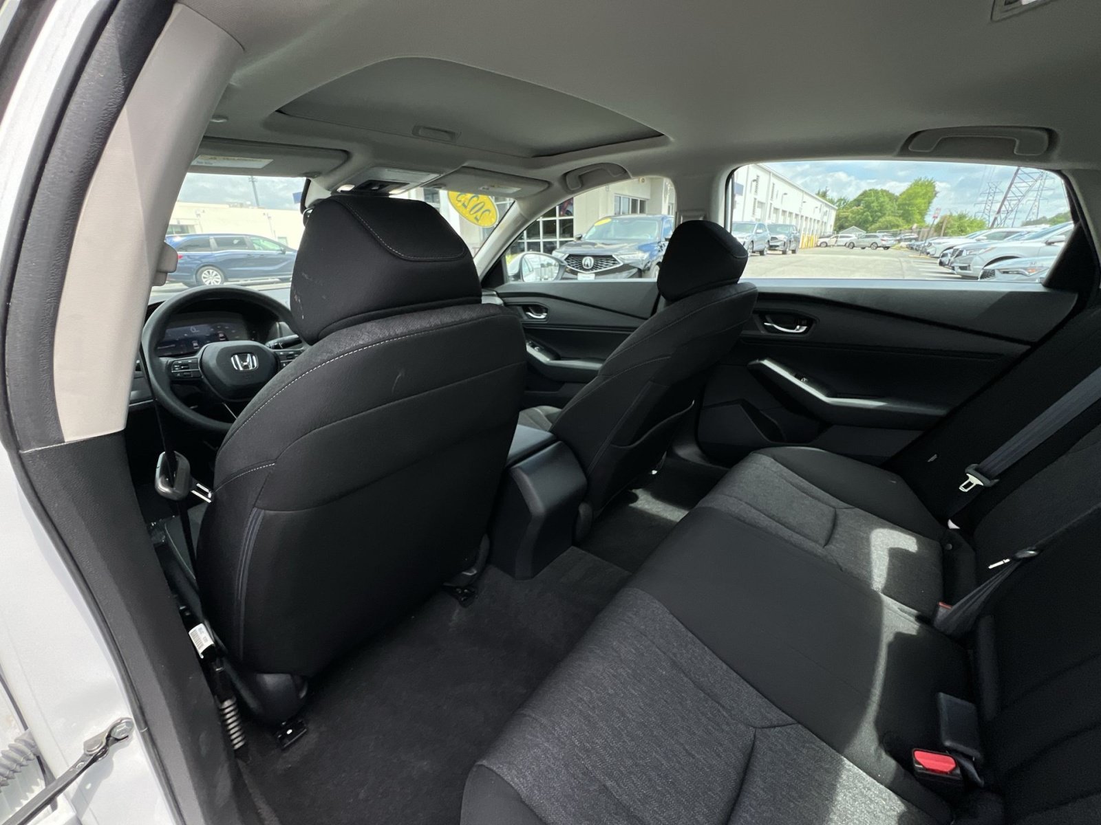 Used 2023 Honda Accord EX image 27
