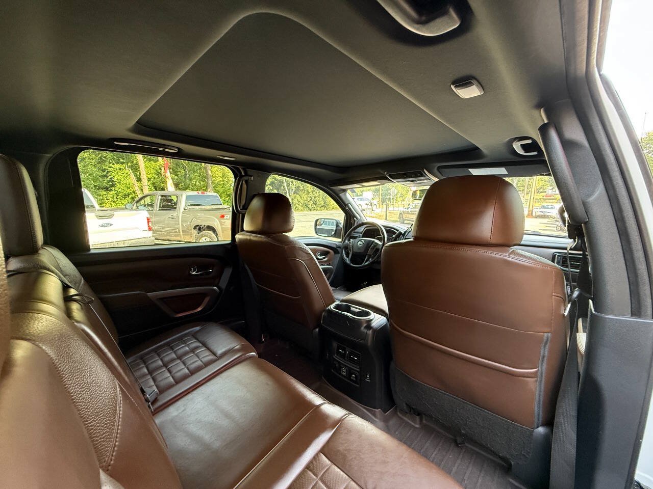 Used 2021 Nissan Titan Platinum Reserve w/ Moonroof Package AWD/4WD image 21