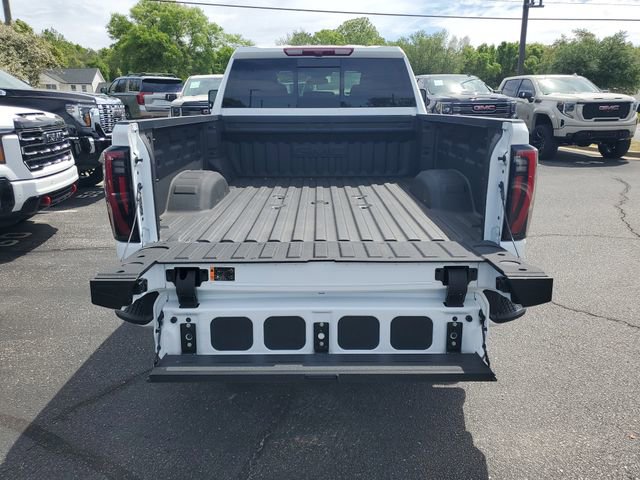 Used 2026 GMC Sierra 2500 AT4 image 31