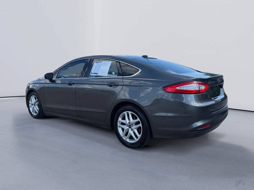 Used 2015 Ford Fusion SE w/ Equipment Group 202A FWD image 5