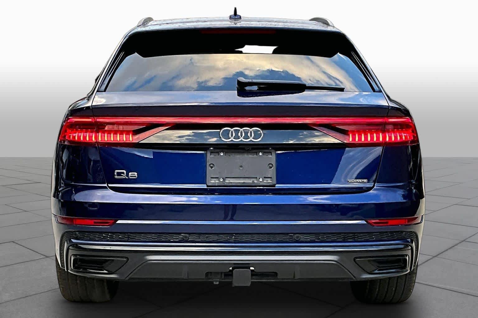 Used 2023 Audi Q8 Prestige AWD/4WD image 5