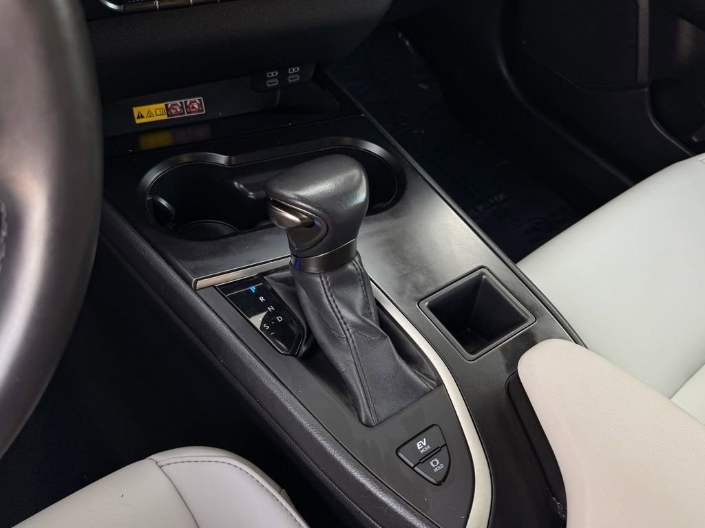 Certified 2024 Lexus UX 250h UX250h image 20