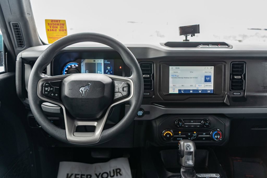 Used 2023 Ford Bronco Base image 15