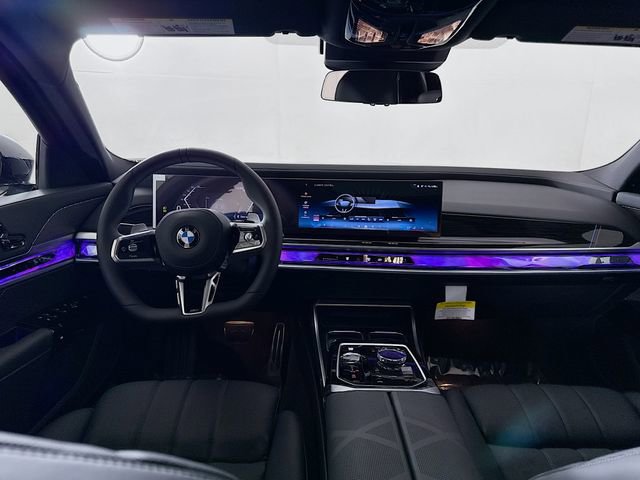 Used 2026 BMW 740i xDrive image 24