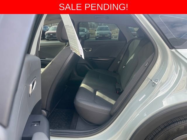 Used 2025 Kia K4 LXS image 30