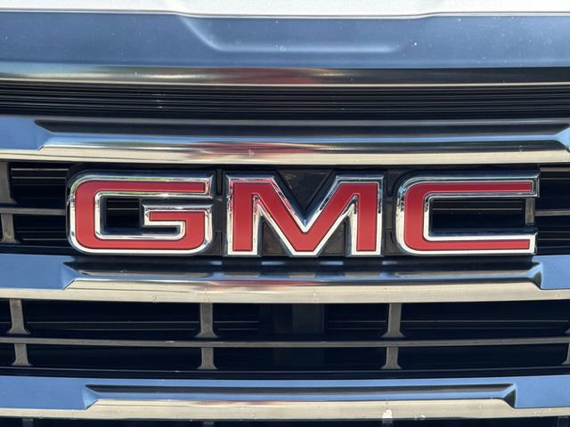 Used 2023 GMC Terrain AT4 w/ LPO, Floor Liner Package AWD/4WD image 31