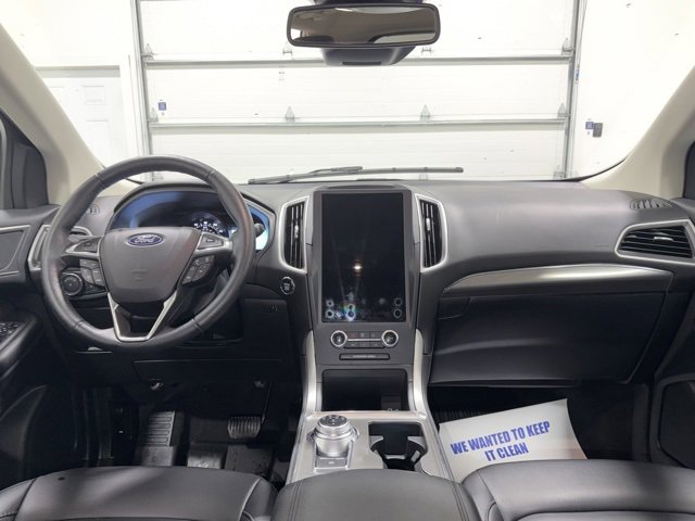 Used 2022 Ford Edge SEL w/ Convenience Package image 9