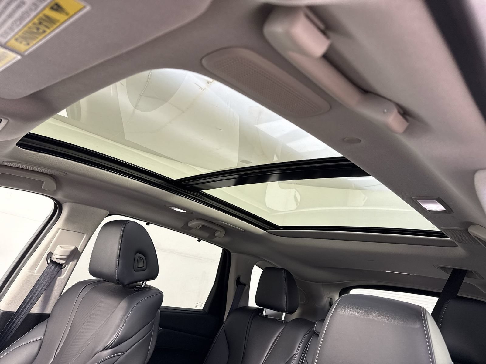 Certified 2025 Acura MDX w/ Technology Package FWD image 20