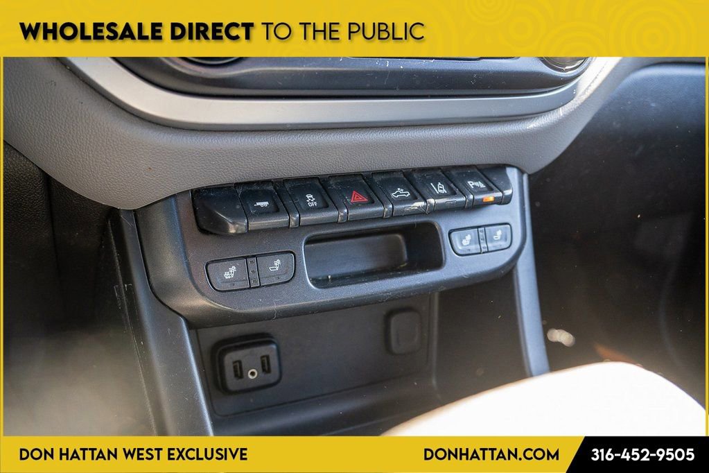 Used 2019 Chevrolet Colorado LT w/ LT Convenience Package image 9