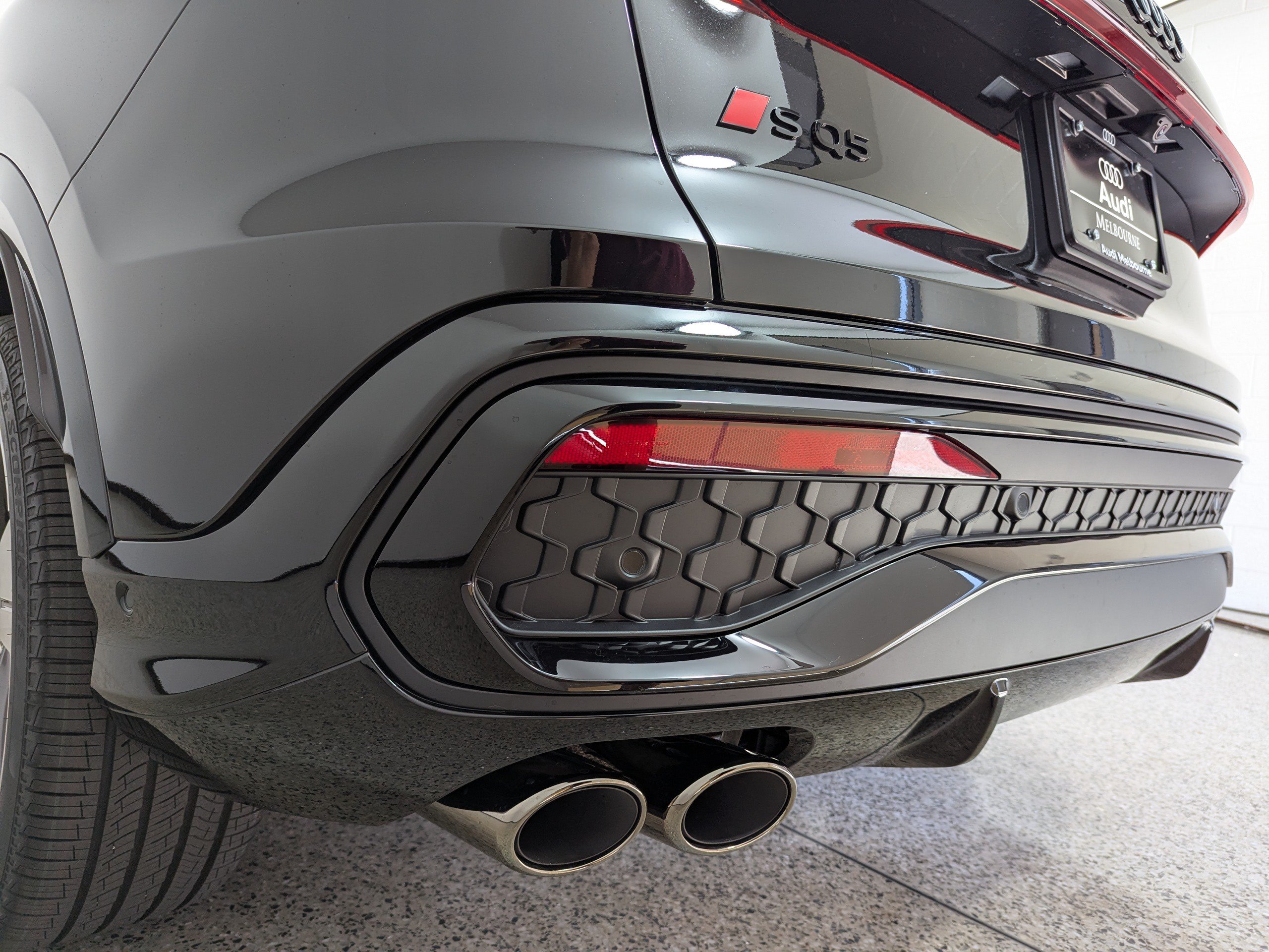 New 2026 Audi SQ5 Premium Plus AWD/4WD image 9