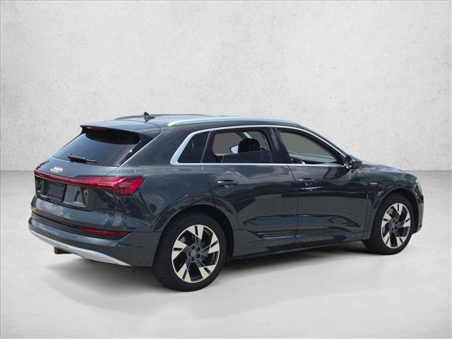 Certified 2021 Audi e-tron Prestige w/ Prestige Package AWD/4WD image 5