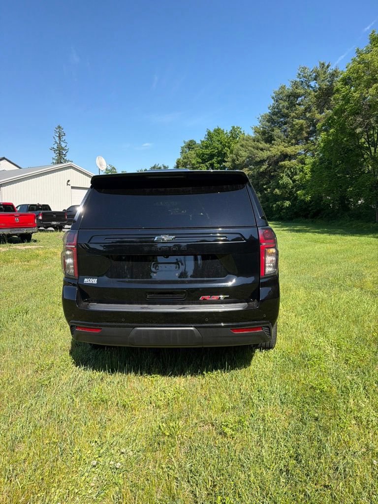 Used 2023 Chevrolet Tahoe RST w/ Luxury Package AWD/4WD image 4