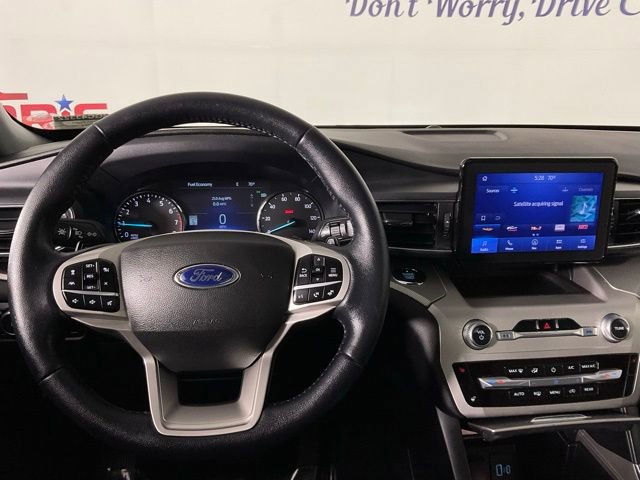Used 2021 Ford Explorer XLT w/ Equipment Group 202A image 17
