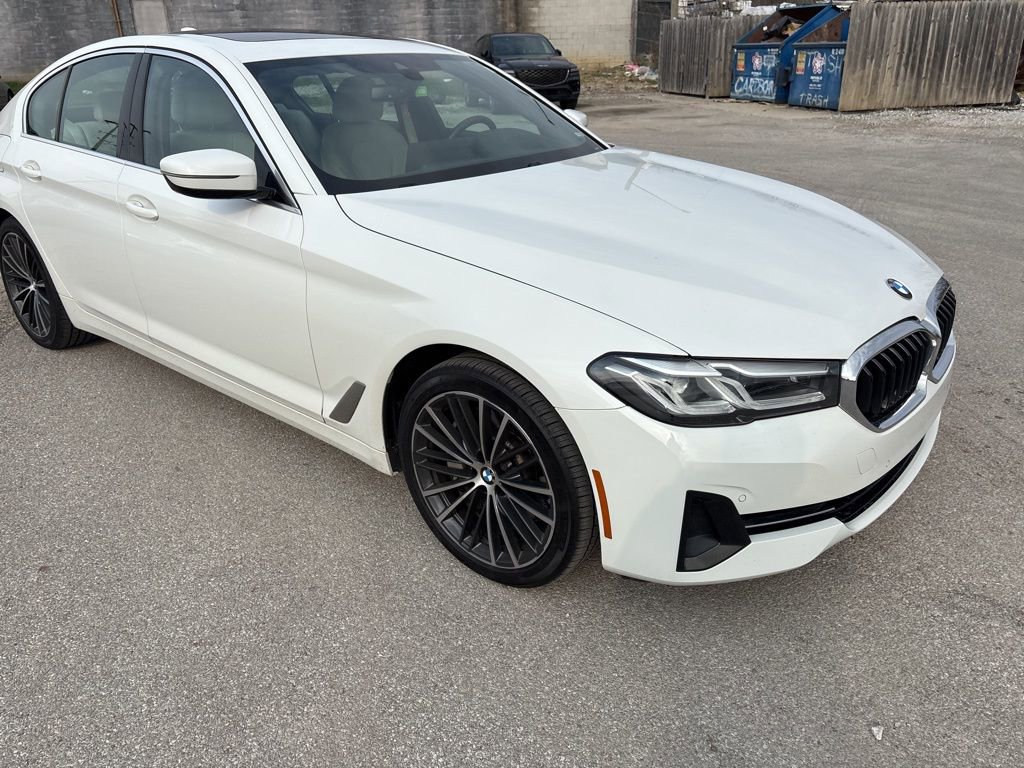 Used 2022 BMW 530i xDrive w/ Premium Package image 6