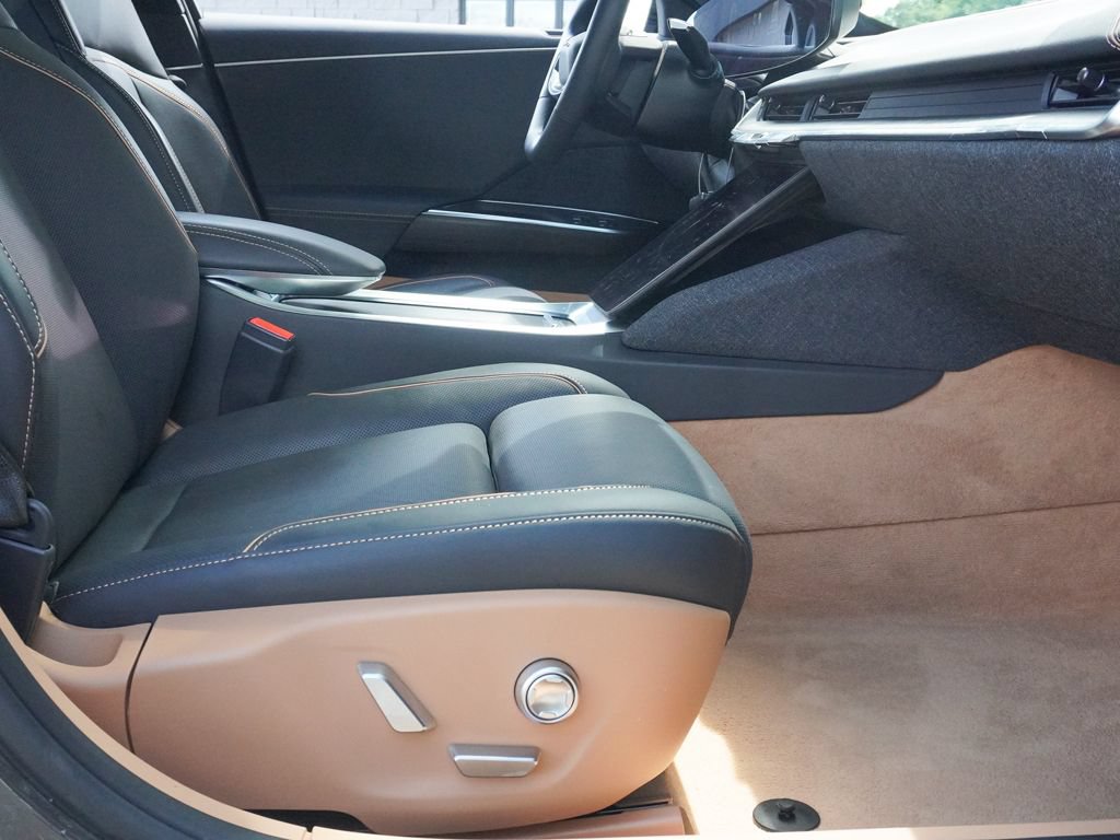 Used 2025 Lucid Air Touring AWD/4WD image 30