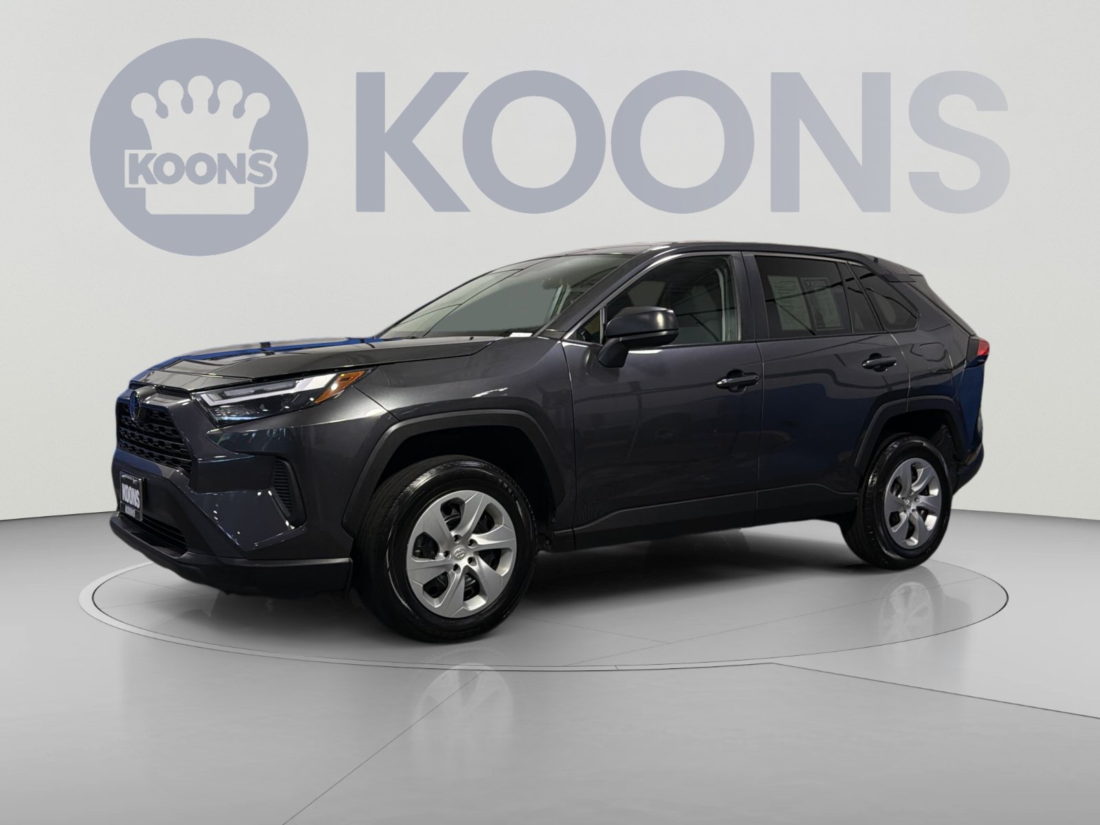 Used 2023 Toyota RAV4 LE AWD/4WD image 1