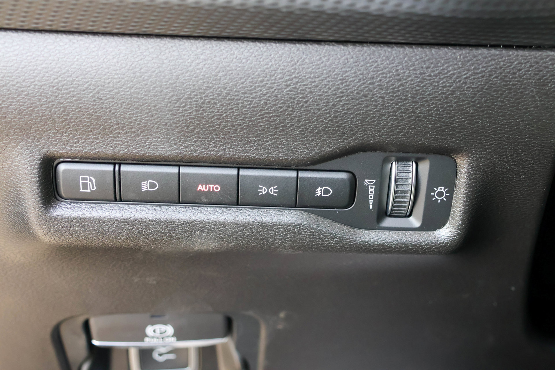 New 2026 Jeep Cherokee Overland AWD/4WD image 31
