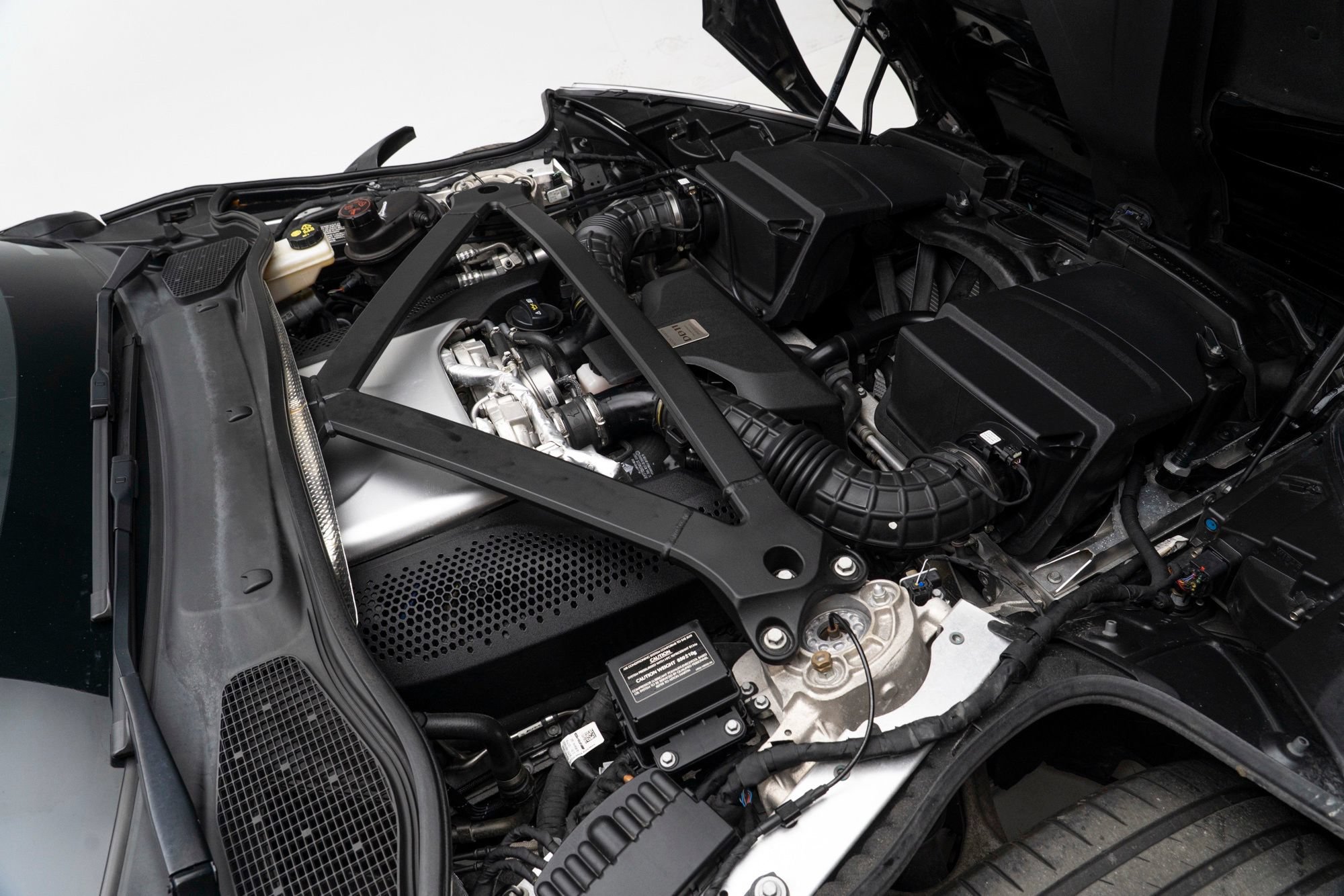 Used 2020 Aston Martin DB11 Volante RWD image 55