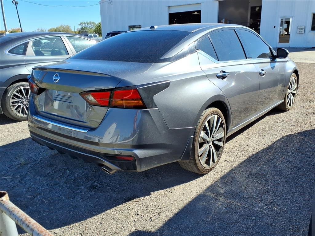 Used 2021 Nissan Altima 2.5 Platinum image 3