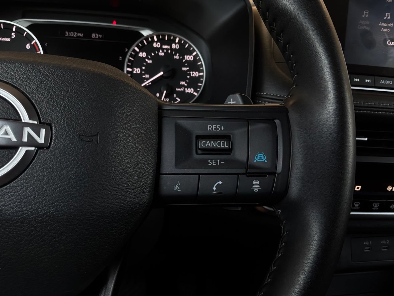 Used 2025 Nissan Rogue SV FWD image 34