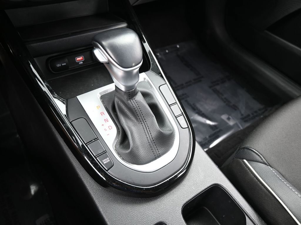 Used 2024 Kia Forte GT-Line image 26