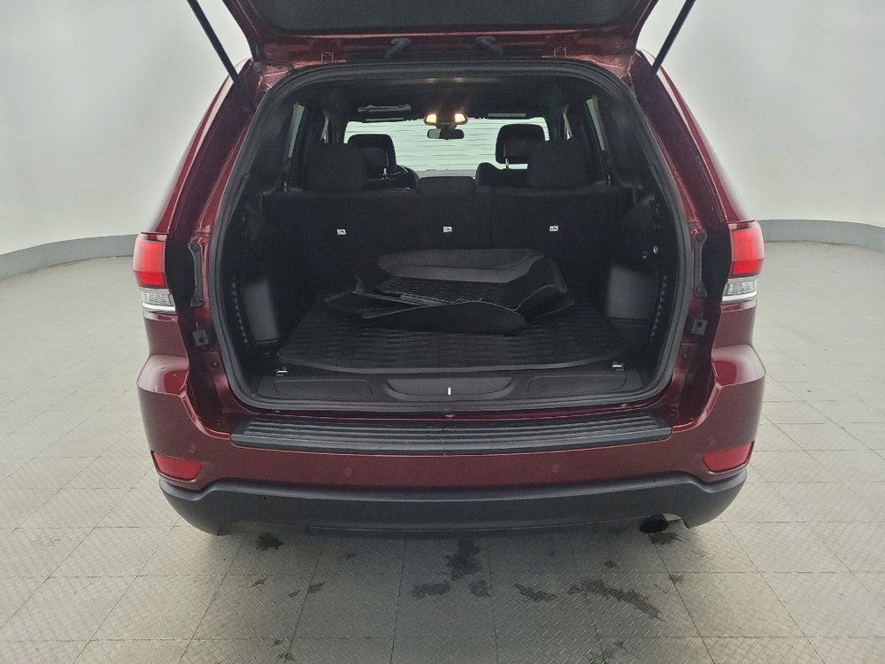 Used 2021 Jeep Grand Cherokee Laredo image 29