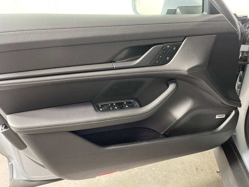 Used 2024 Porsche Taycan 4S image 21