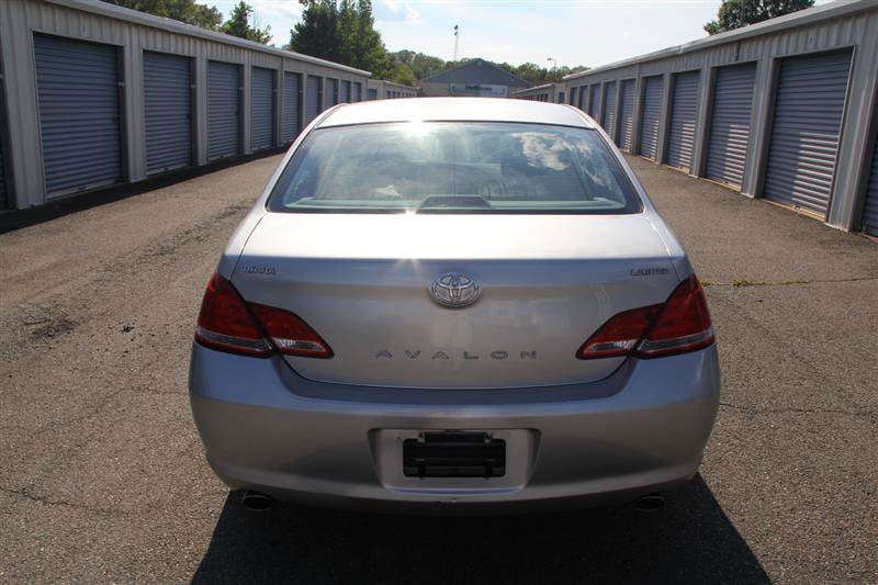 Used 2006 Toyota Avalon Limited FWD image 6