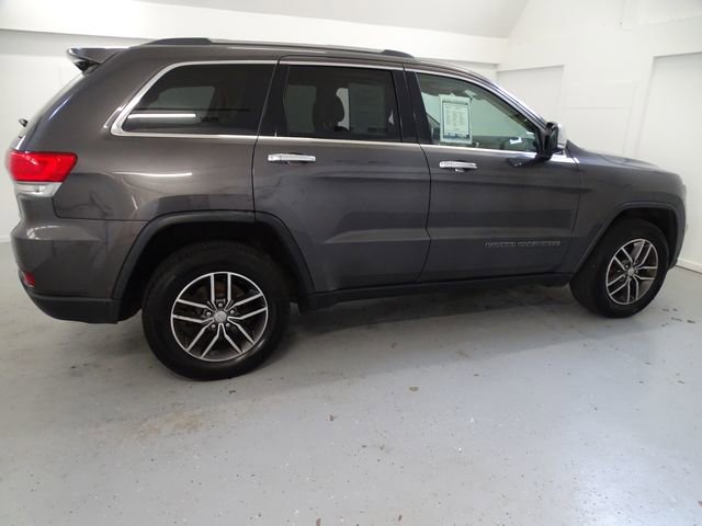 Used 2017 Jeep Grand Cherokee Limited w/ Luxury Group II image 25