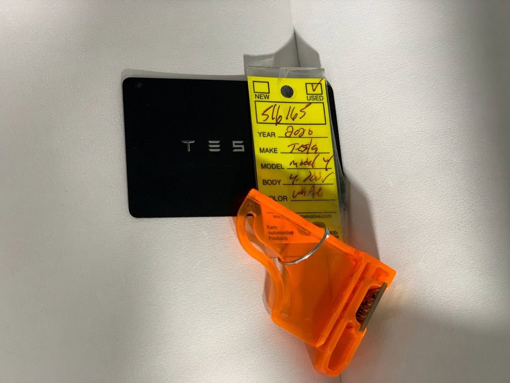 Used 2020 Tesla Model Y Long Range image 43