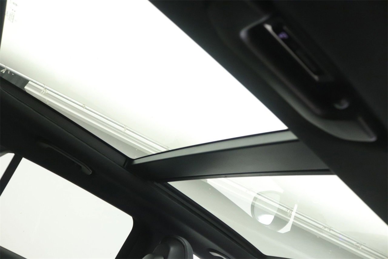 New 2026 Mercedes-Benz GLC 300 4MATIC image 14